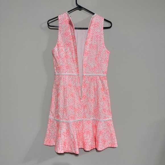 Lilly Pulitzer Ellen Embroidered Lasercut Dress Size 2 - Picture 6 of 15